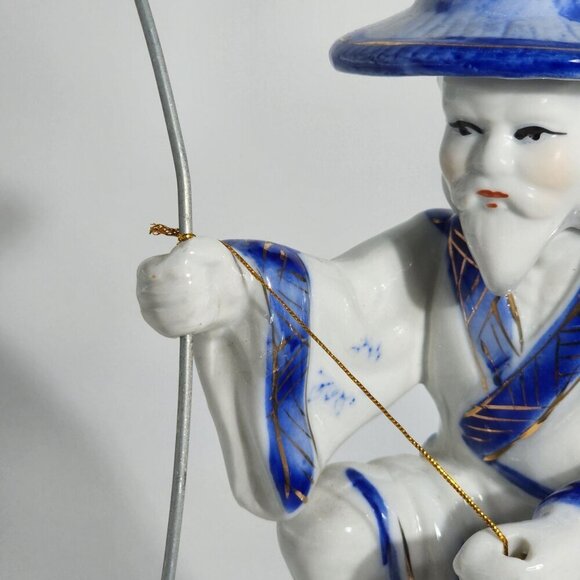 Blue White Porcelain Fisherman Figurine With Fishing Pole Fish On Base Vintage - Picture 7 of 12